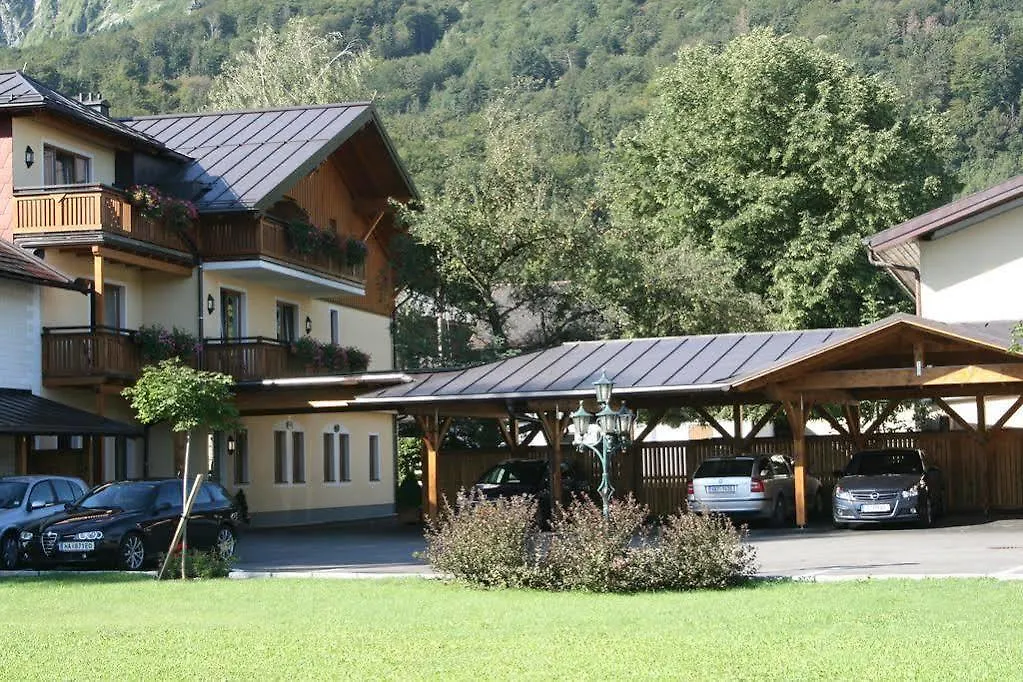 ****  Garten - Hotel Sallerhof Grödig Oostenrijk