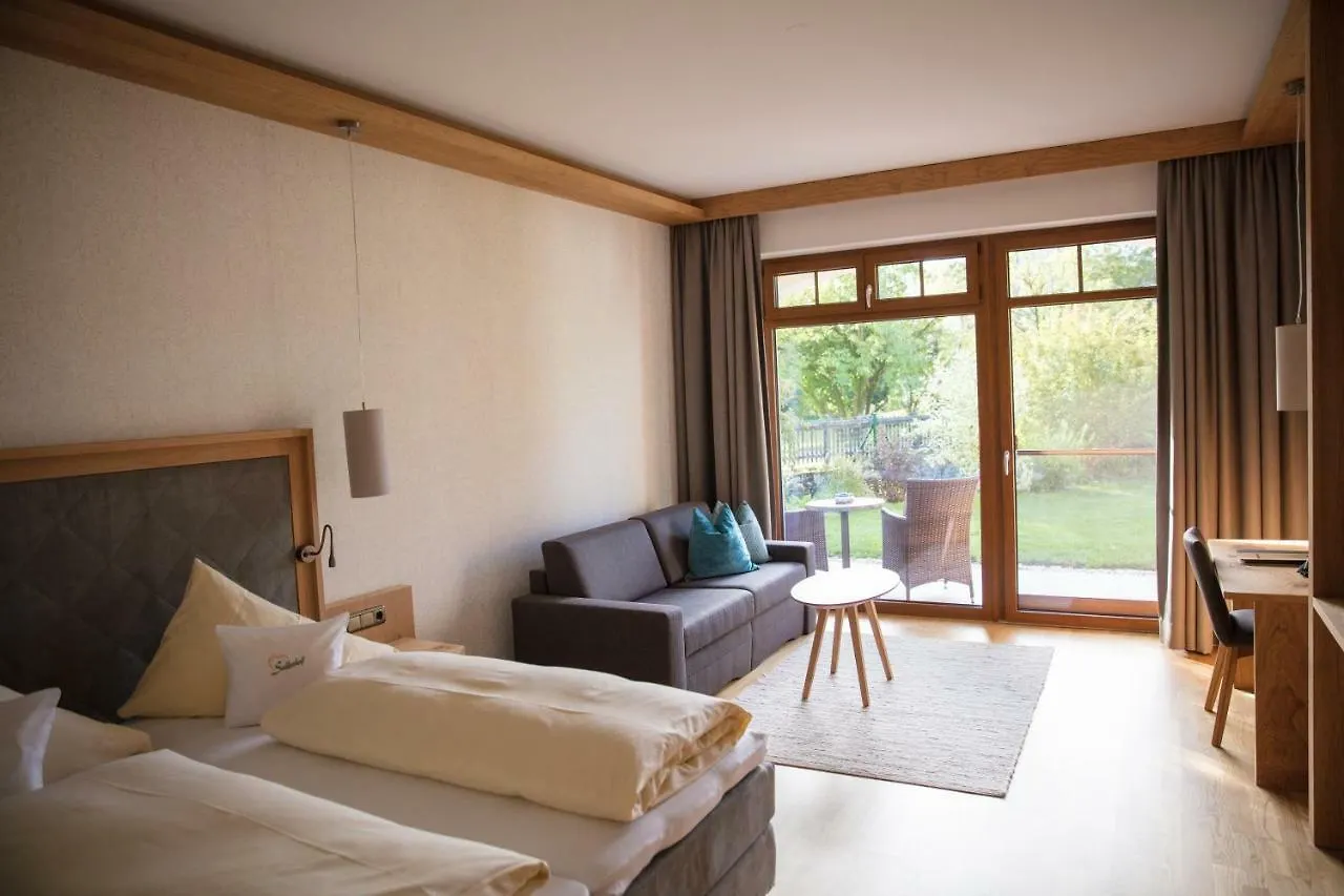 Garten - Hotel Sallerhof Grödig